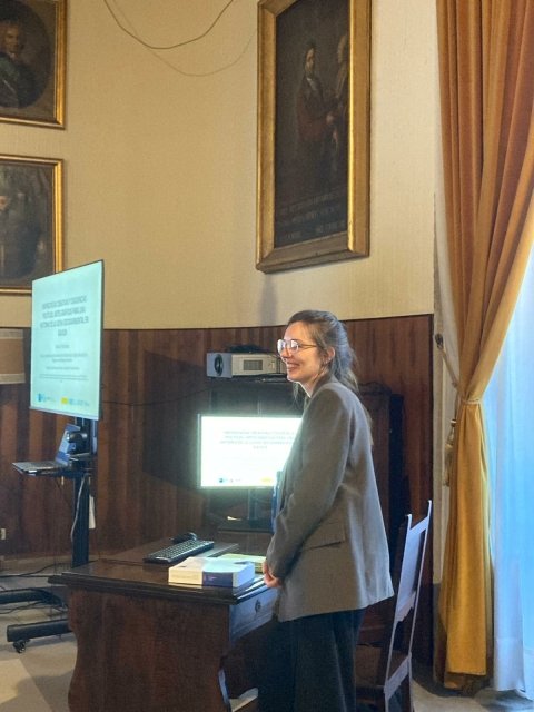 Defensa de la tesis doctoral de María Gil Martínez en la Facultad de Historia de la USC